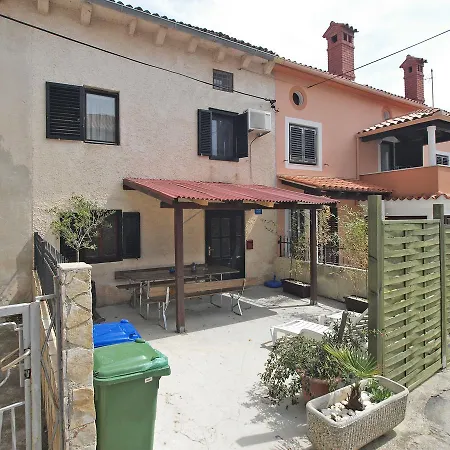 Holiday home House Selo 672 Premantura