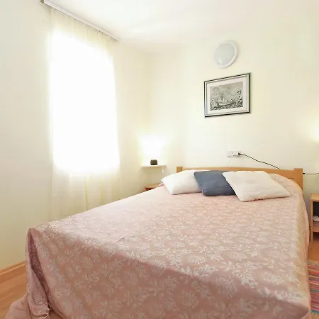Holiday home House Selo 672